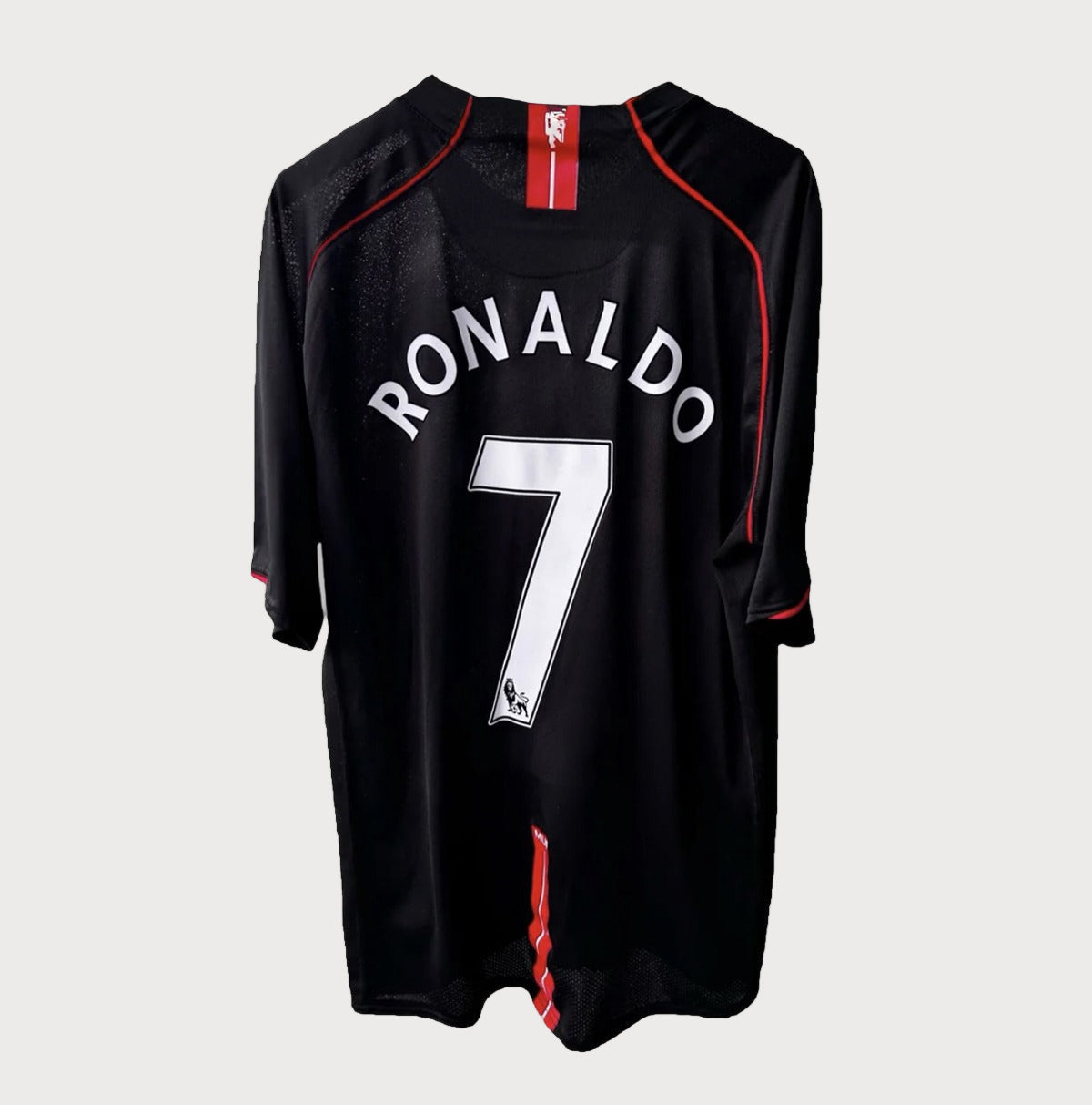 MUN Jersey Retro Ronaldo